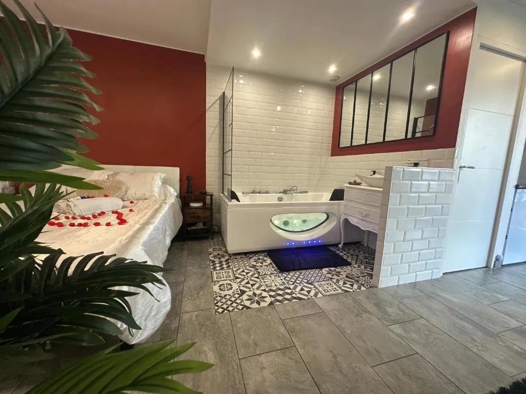 Amour Azur, gîte avec spa à Vallauris - photo 3 sur 12