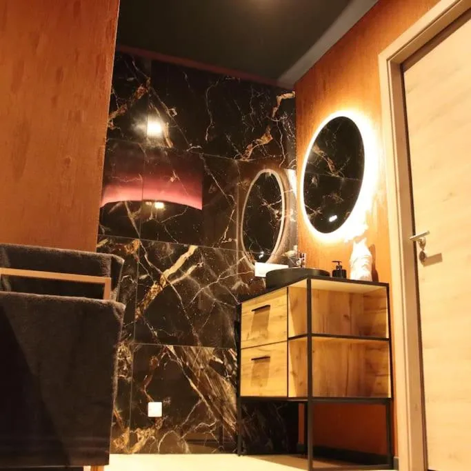 Appartement Bain à Remous, gîte avec spa à Lichtenberg - photo 2 sur 9