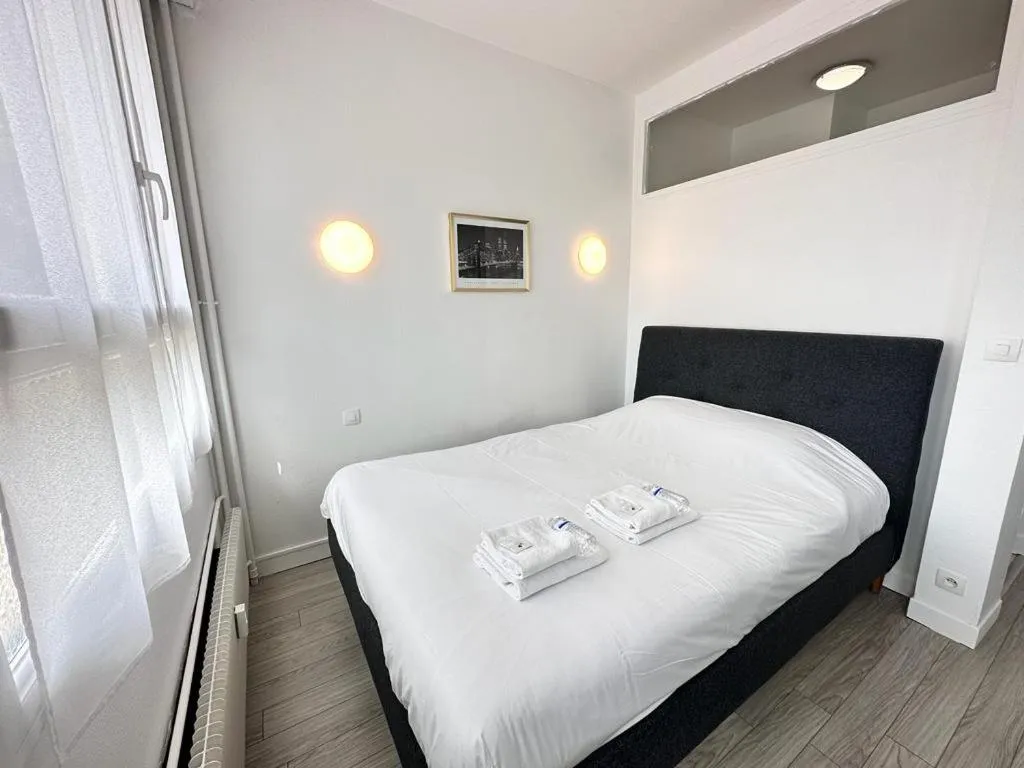 Appartement balnéo avenue d'Épernay, gîte avec spa à Reims - photo 2 sur 12