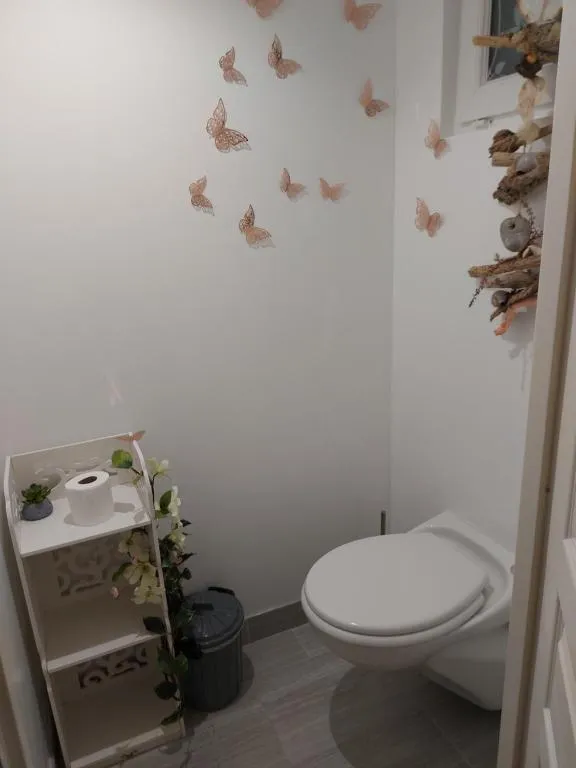 Appartement Balnéo Climatisé, gîte avec spa à Grand-Fort-Philippe - photo 3 sur 8