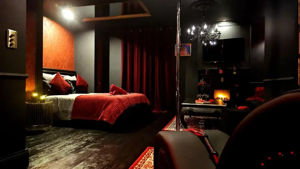 Appartement Balnéo Gare de Caen, gîte avec spa à Caen - photo 2 sur 6