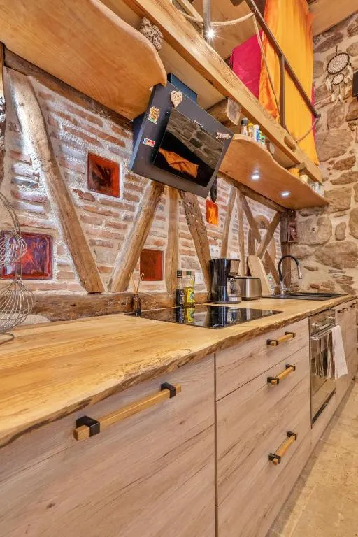Appartement Cassiopée, gîte avec spa à Figeac - photo 3 sur 9