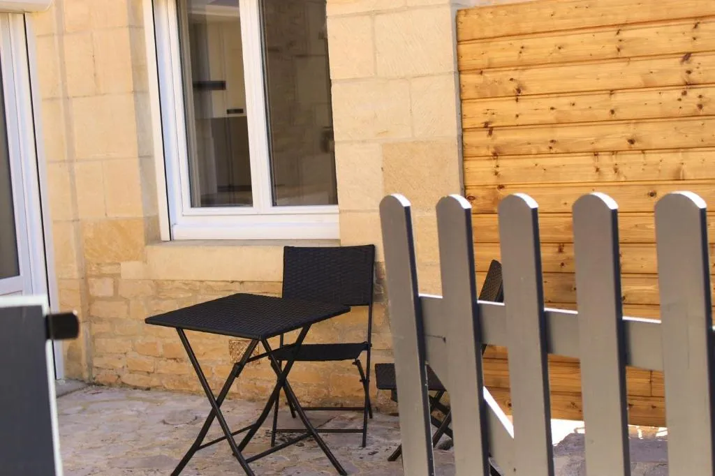 Appartement cosy balnéo, gîte avec spa à Sarlat-la-Canéda - photo 2 sur 11