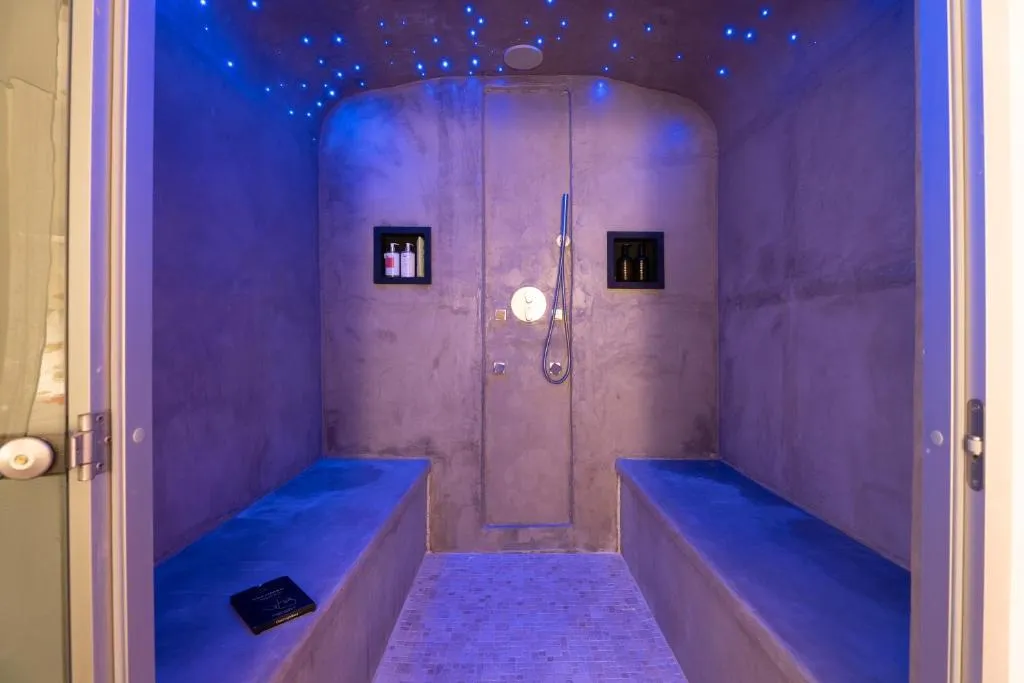 Appartement hammam, jacuzzi et cinéma, gîte avec spa à Le Beausset - photo 3 sur 12
