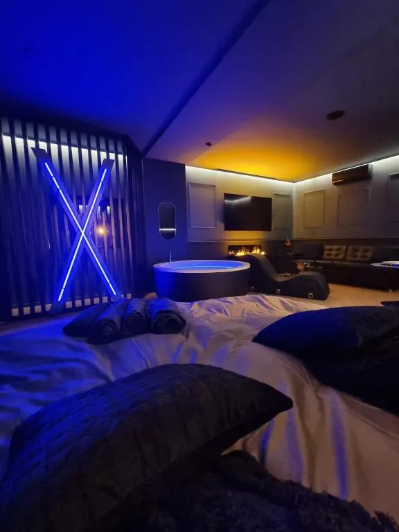 Appartement Jacuzzi Centre - Bain à remous et clim près de la Petite France (Strasbourg, Bas-Rhin)