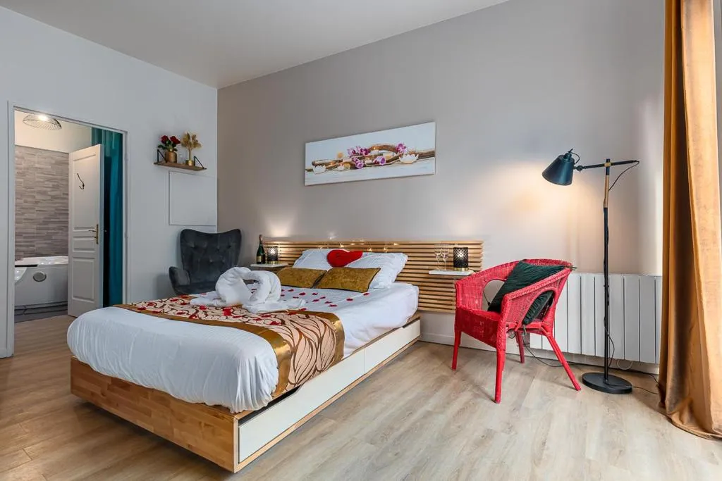 Appartement jacuzzi d'Asnières - Terrasse aux portes de Paris (Asnières-sur-Seine, Hauts-de-Seine)