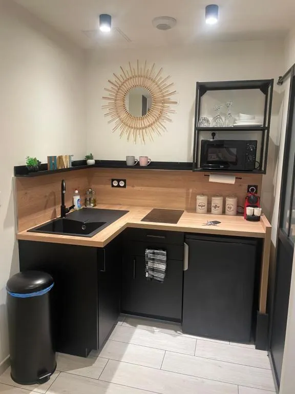 Appartement jacuzzi de Sassenage, gîte avec spa à Sassenage - photo 3 sur 5