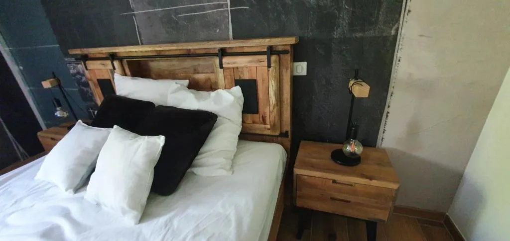 Appartement jacuzzi du Cresson, gîte avec spa à Gérardmer - photo 2 sur 11