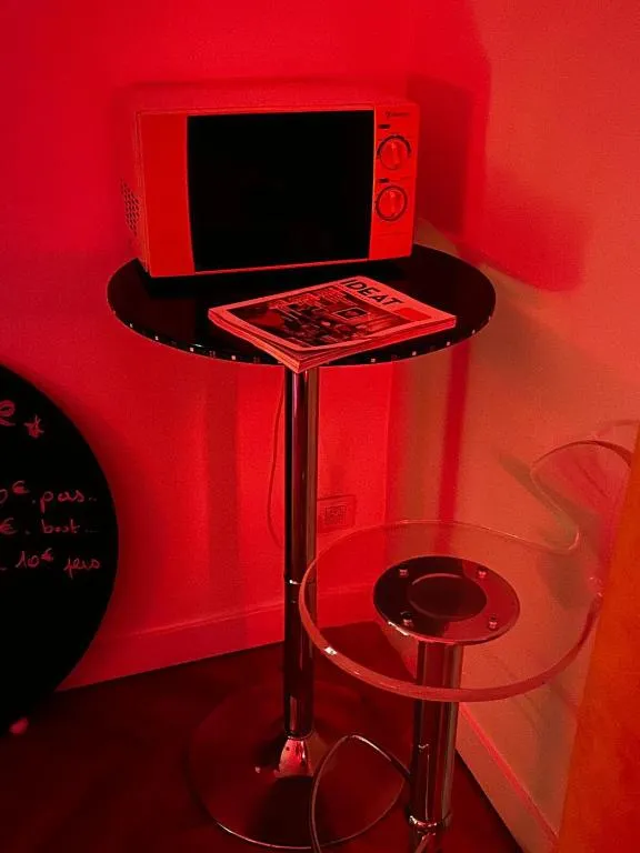 Appartement jacuzzi et mini-bar, gîte avec spa à Dijon - photo 3 sur 8
