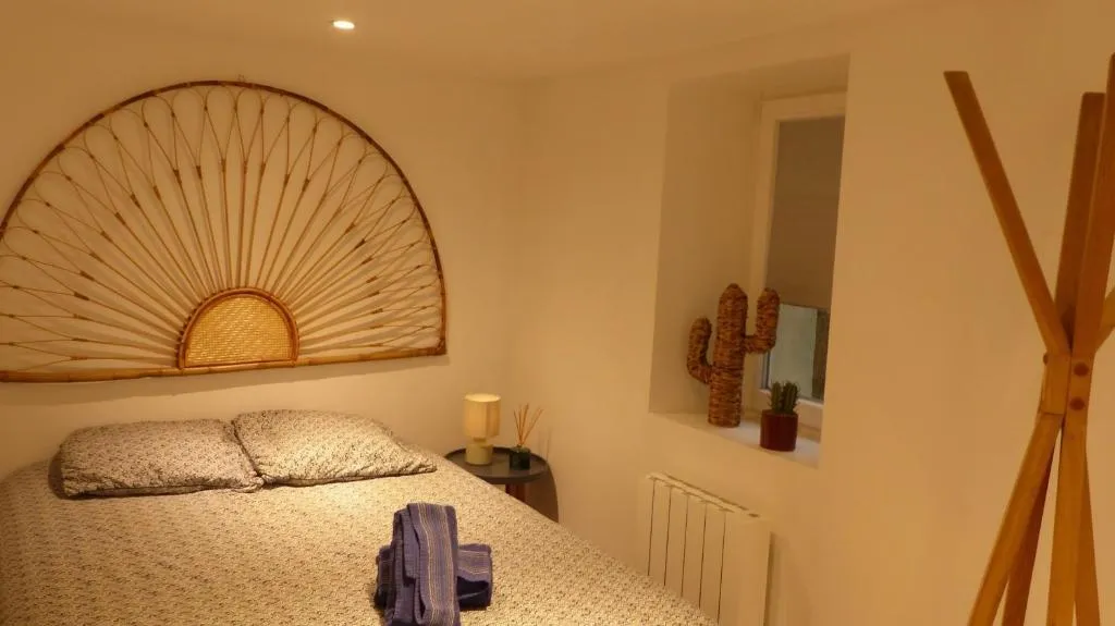 Appartement Jacuzzi et Parking, gîte avec spa à Rouen - photo 2 sur 12