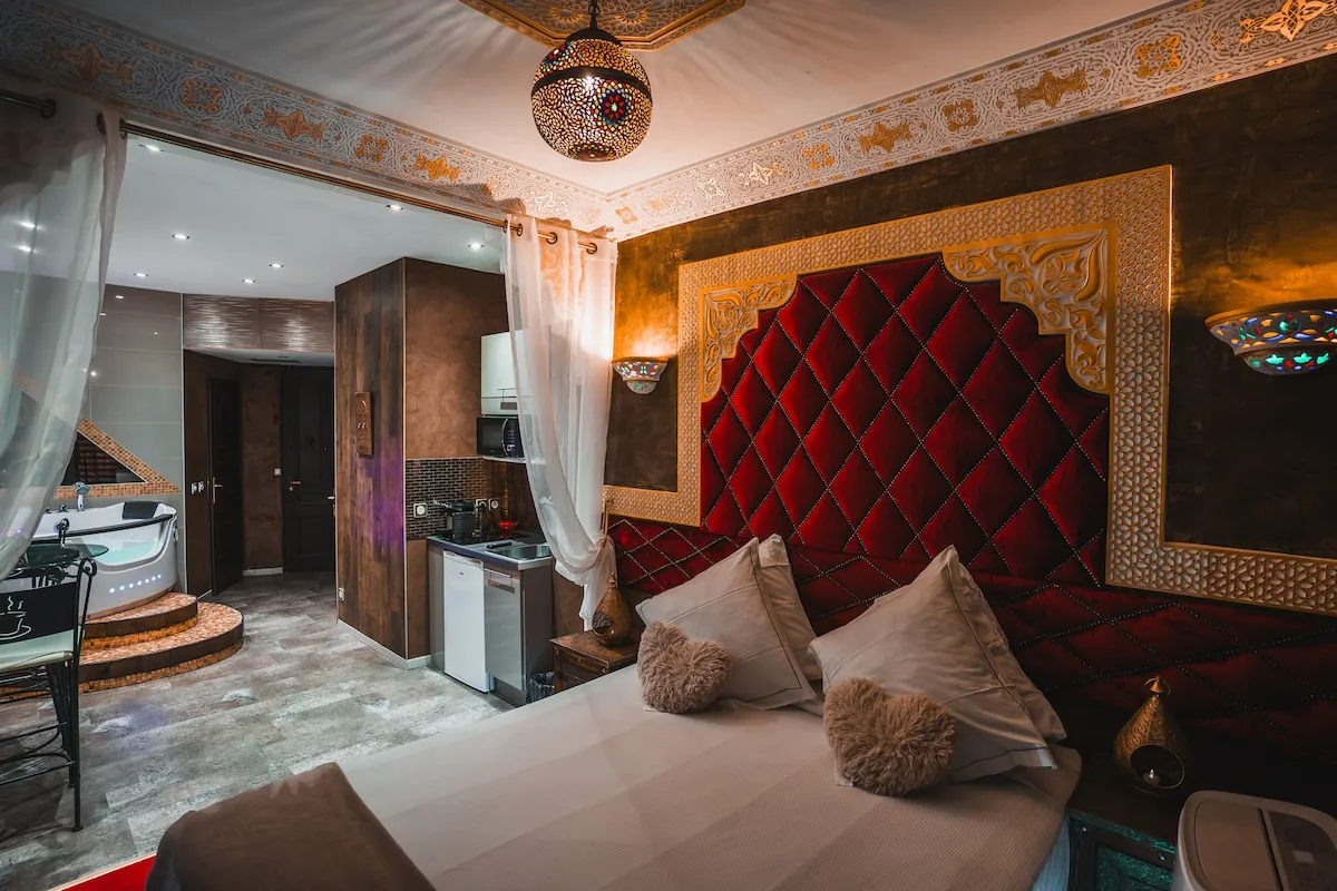Appartement Oriental Palace, gîte avec spa à Lyon - photo 3 sur 8