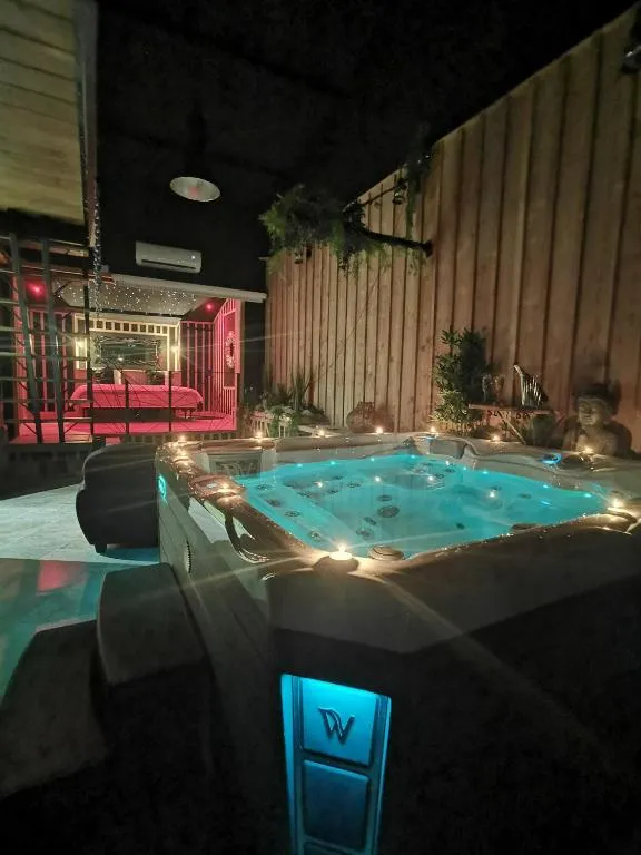 Appartement Paradix - Bain à remous, climatisation et bar (Saint-Denis-de-Pile, Gironde)