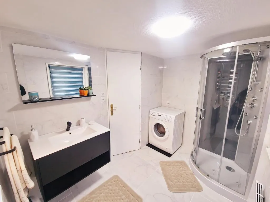 Appartement Piscine de Benfeld, gîte avec spa à Benfeld - photo 3 sur 12