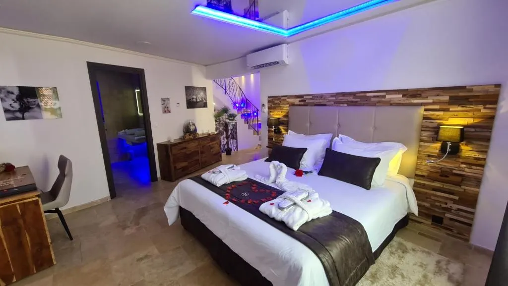 Appartement Sauna de Hyères, gîte avec spa à Hyères - photo 3 sur 11