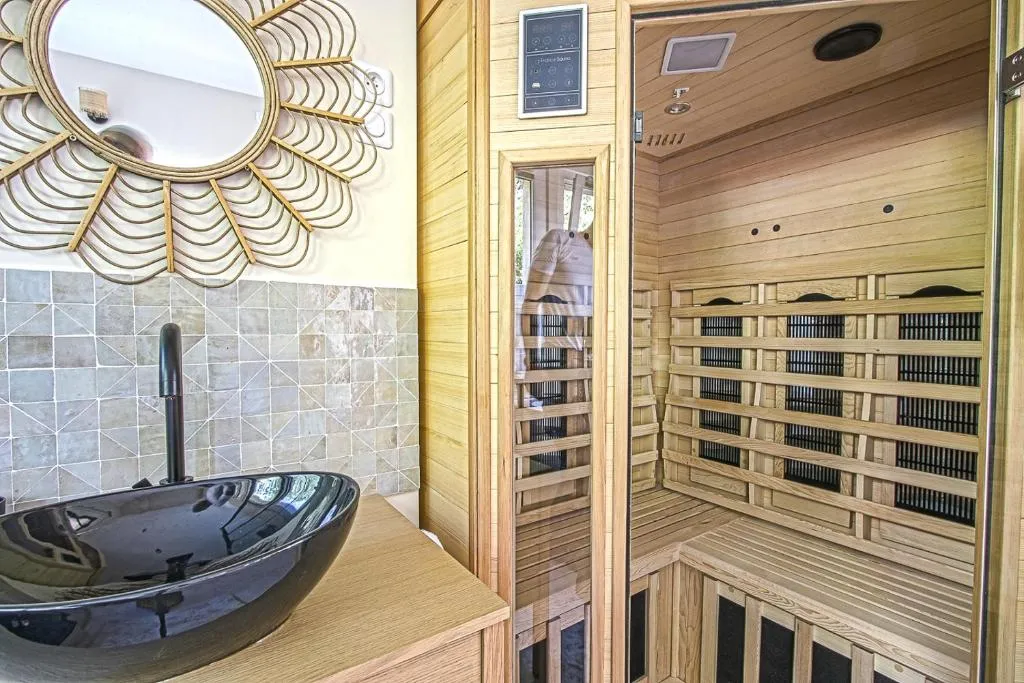 Appartement sauna, balnéo et ciné, gîte avec spa à Le Havre - photo 3 sur 12