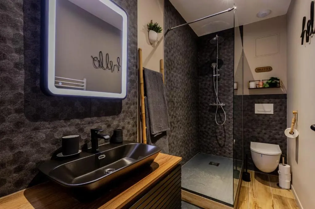 Appartement Sauna et Bain à Remous, gîte avec spa à Rouen - photo 3 sur 12
