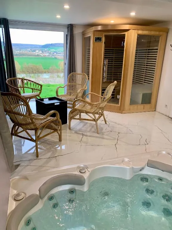 Appartement spa de la Vallée, gîte avec spa à Vincelles - photo 2 sur 10