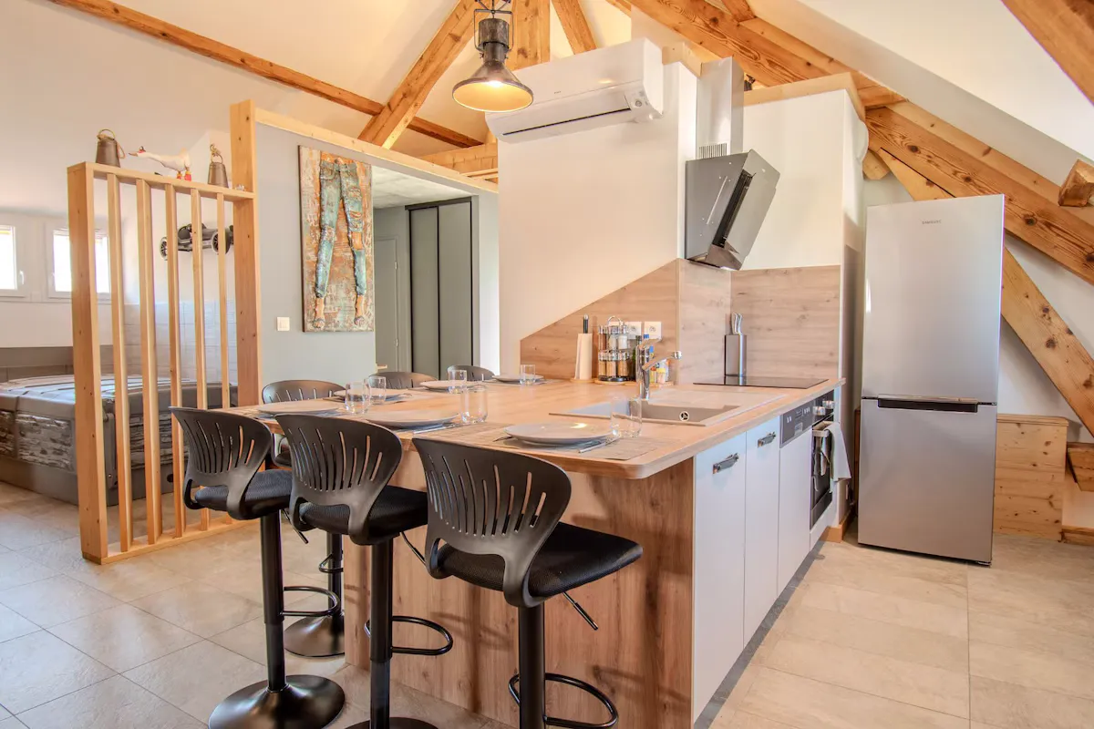 Appartement Spa et Sauna de Cluses, gîte avec spa à Cluses - photo 2 sur 8