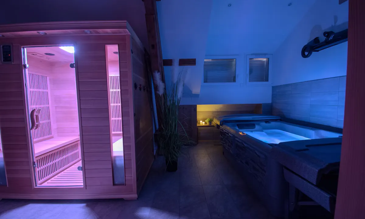 Appartement Spa et Sauna de Cluses, gîte avec spa à Cluses - photo 3 sur 8