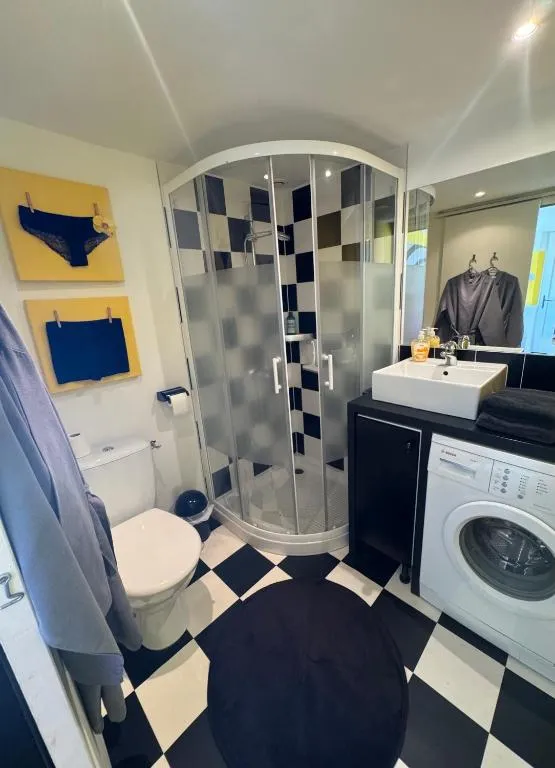 Au 29 jacuzzi privatif, gîte avec spa à Longèves - photo 3 sur 12