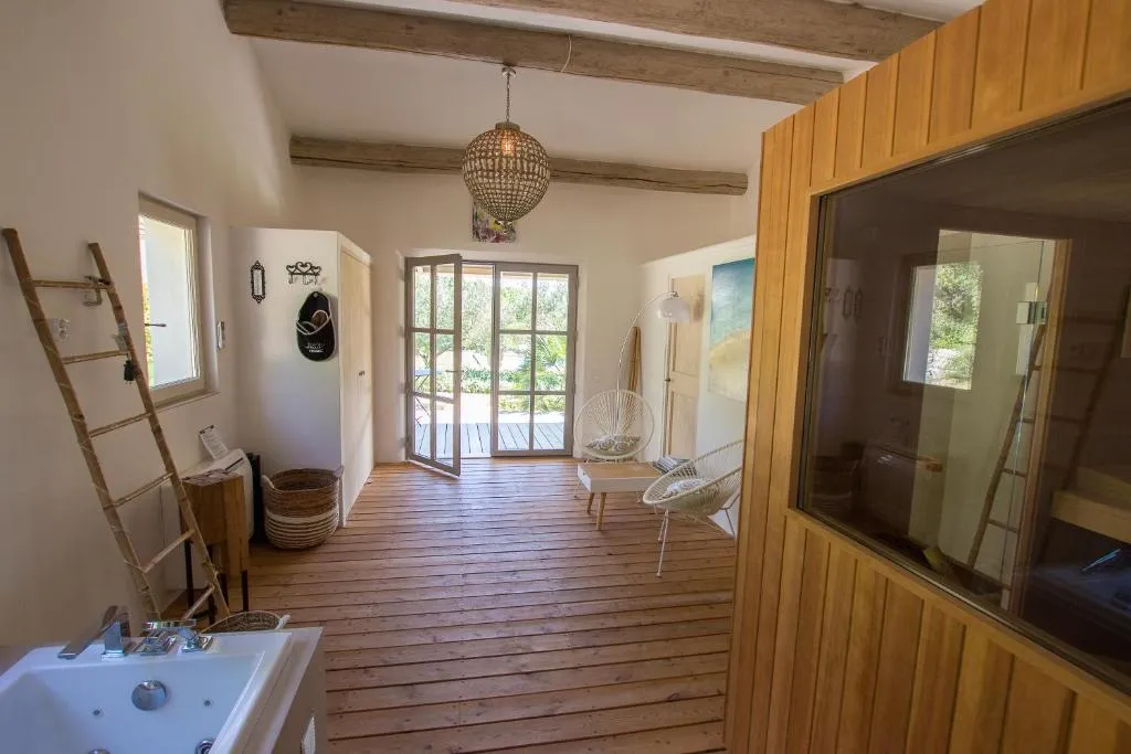 Au Clos du Pressoir, gîte avec spa à Aspères - photo 3 sur 12