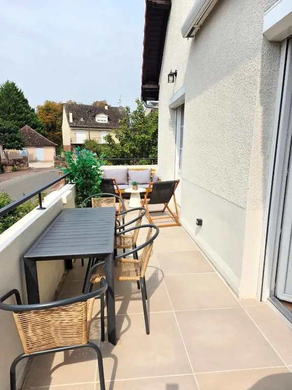 Balnéo et terrasse de Meyssac - Appartement avec bain à remous (Meyssac, Corrèze)