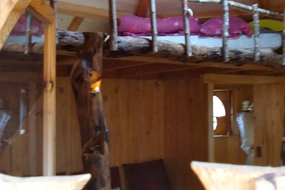 Cabane Amour, cabane à Brassac - photo 2 sur 12