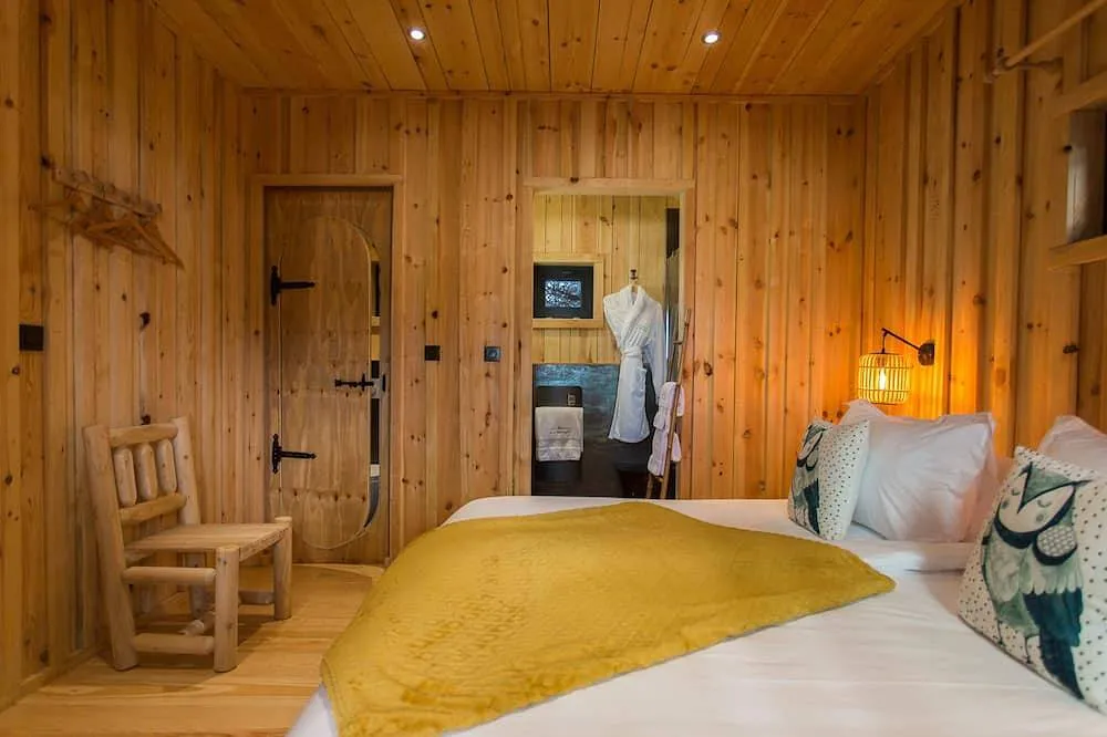 Cabane Comtoise Duo Spa - Cabane sur pilotis avec jacuzzi (Fournet-Blancheroche, Doubs)
