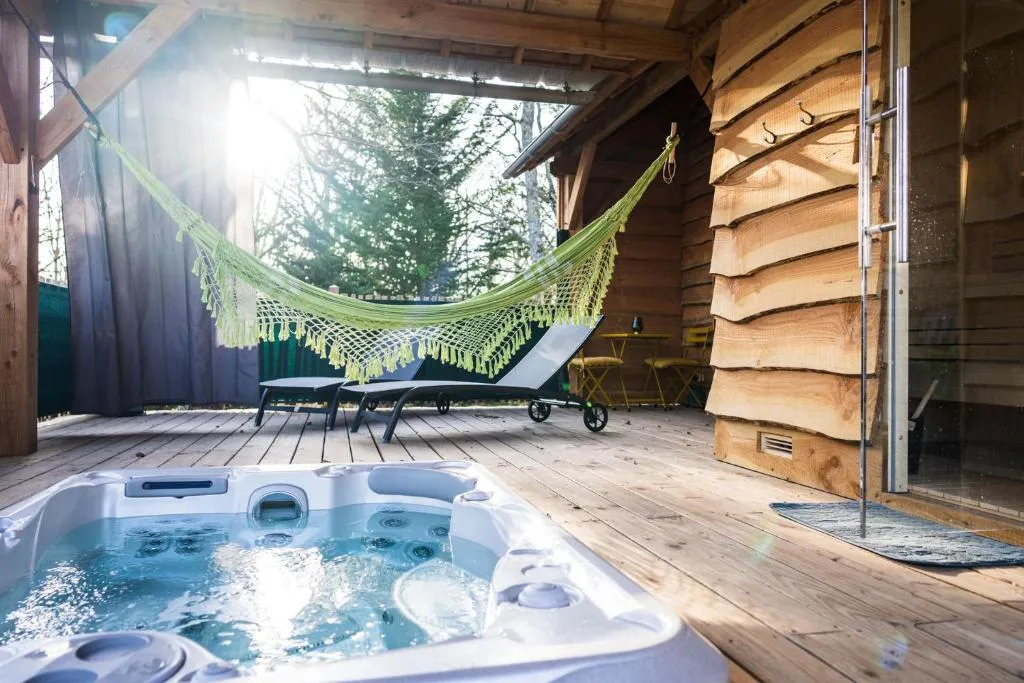 Cabane des Arbres de Boismorand - Jacuzzi, sauna et jardin près de Gien (Boismorand, Loiret)