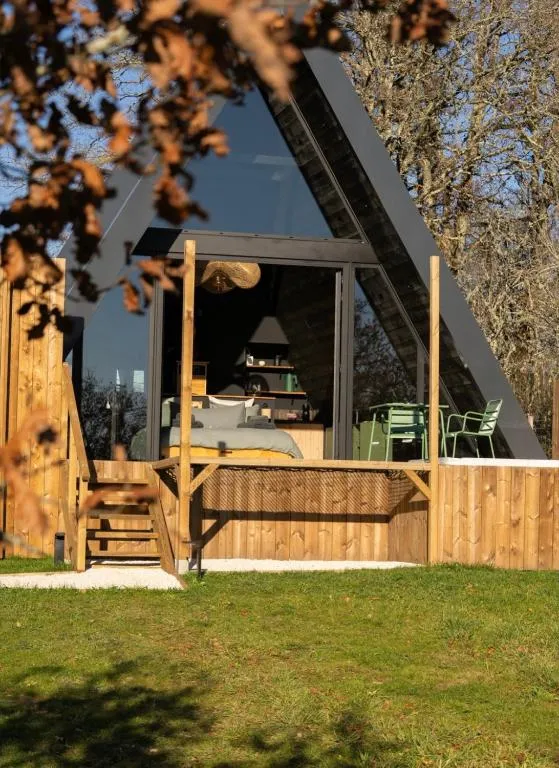 Cabane L'Atypique - Spa et sauna privatifs et terrasse (Souillac, Lot)