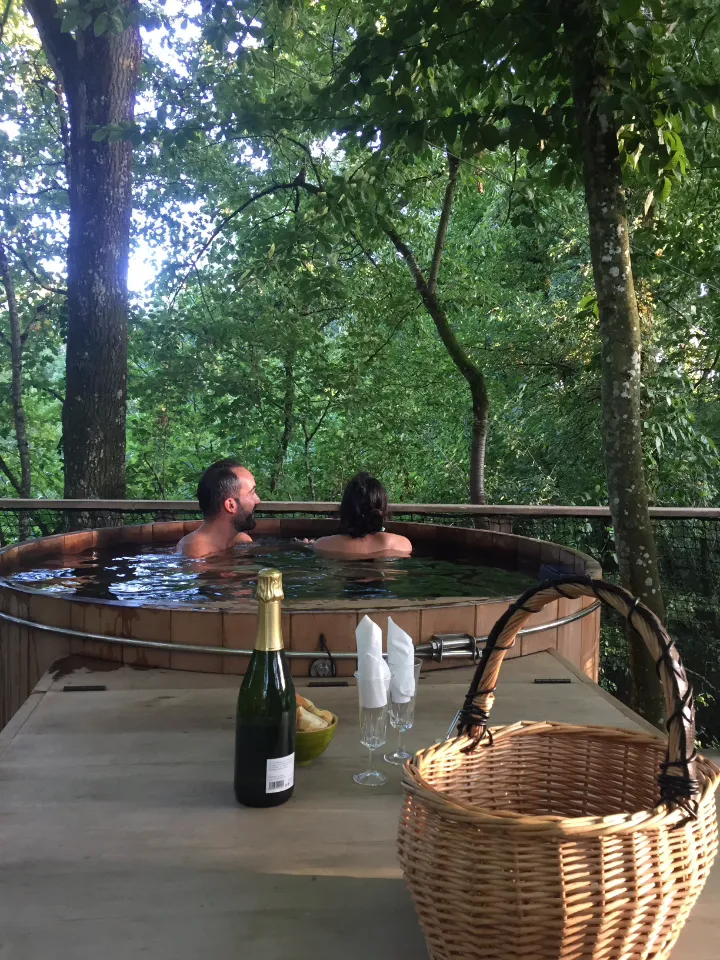 Cabane Lov'Nid Spa, cabane à La Baconnière - photo 3 sur 7