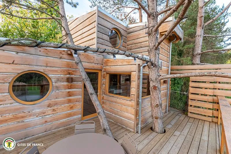 Cabane perchée Plume, cabane à Courtagnon - photo 3 sur 12