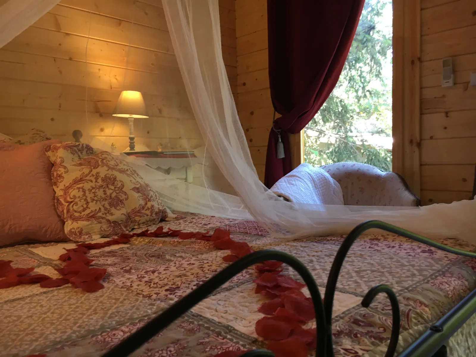 Cabane Romantique du Jardin, cabane à Barjols - photo 2 sur 12