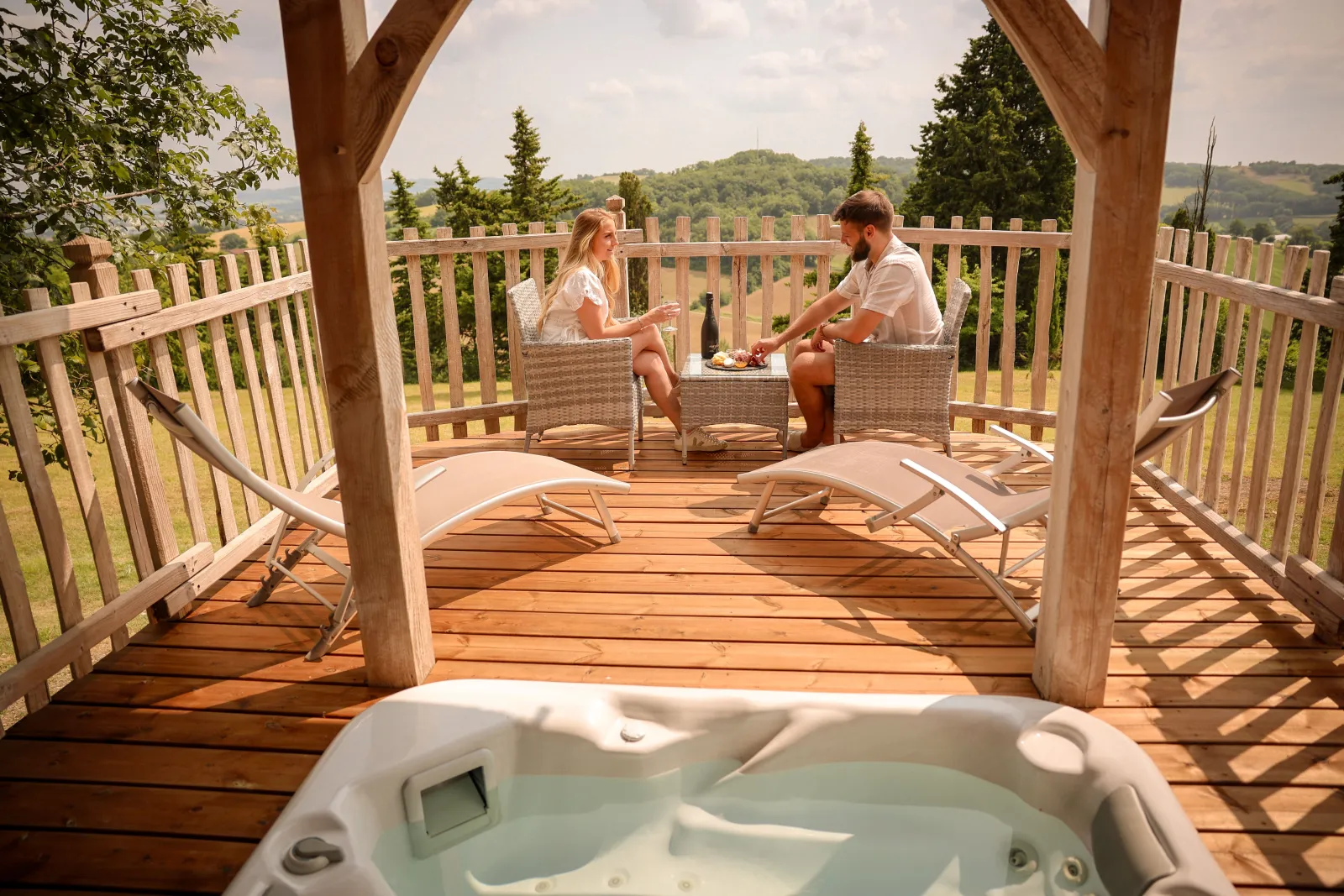 Cabane Spa des Daims - Cabane sur pilotis avec spa et sauna privatifs (Clairac, Lot-et-Garonne)