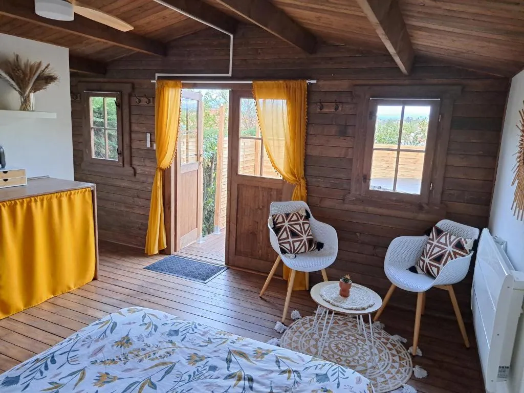 Cabane Spa Nord'Gouis, cabane à Cournon-d'Auvergne - photo 2 sur 12