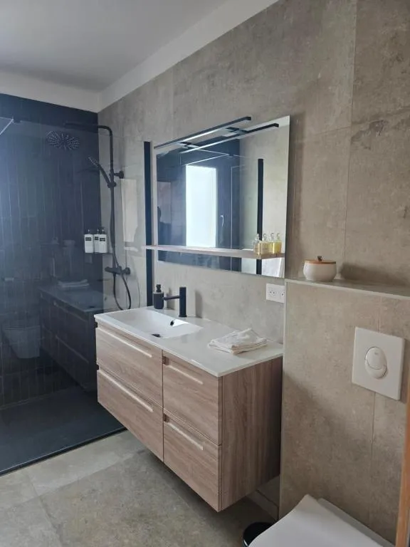 Calma Blanca suite et spa, gîte avec spa à Narbonne - photo 3 sur 11