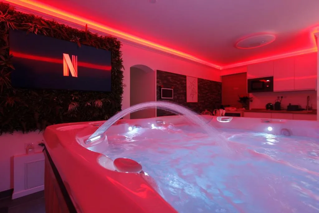 Casa Amor & Spa - Suite jacuzzi et piscine chauffée (Montfort-sur-Argens, Var)