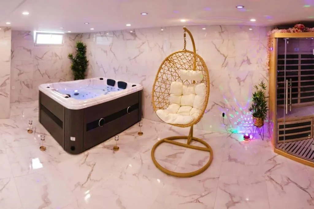 Casa Relax Spa - Maison de deux chambres avec sauna et bain à remous (Sotteville-lès-Rouen, Seine-Maritime)