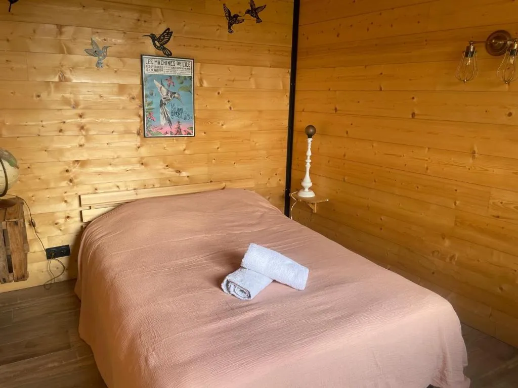 Chalet au bain nordique, gîte avec spa à Plouarzel - photo 2 sur 12