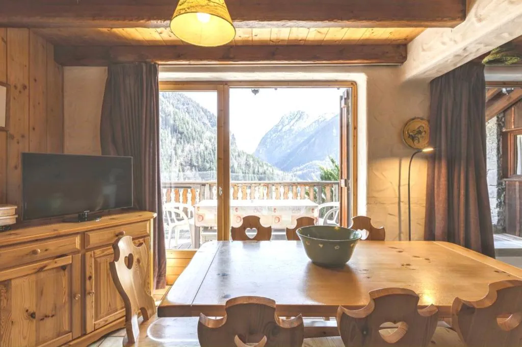 Chalet de Champagny, gîte avec spa à Champagny-en-Vanoise - photo 3 sur 12