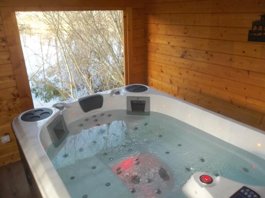 Chalet flottant, gîte avec spa à Mios - photo 3 sur 12