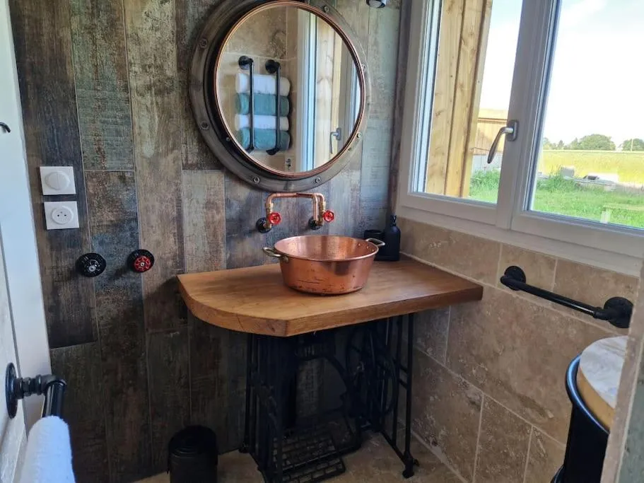 Chalet industriel de Sorigny, gîte avec spa à Sorigny - photo 3 sur 12
