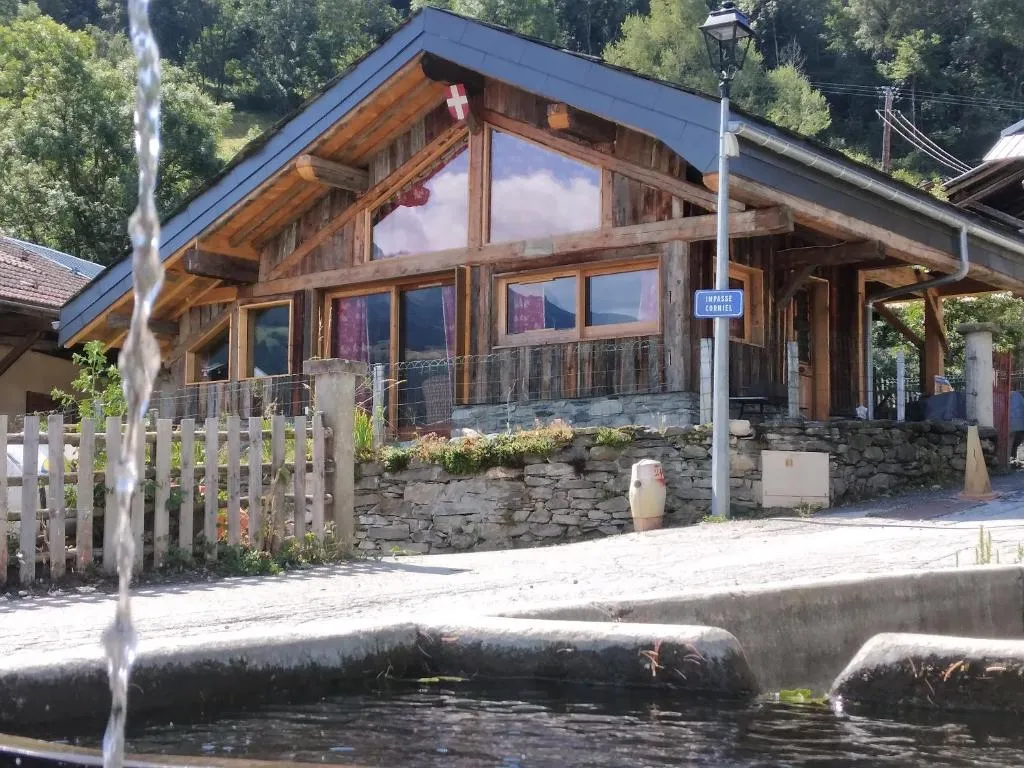 Chalet jacuzzi de Montchavin - petit chalet avec terrasse et vue (La Plagne Tarentaise, Savoie)