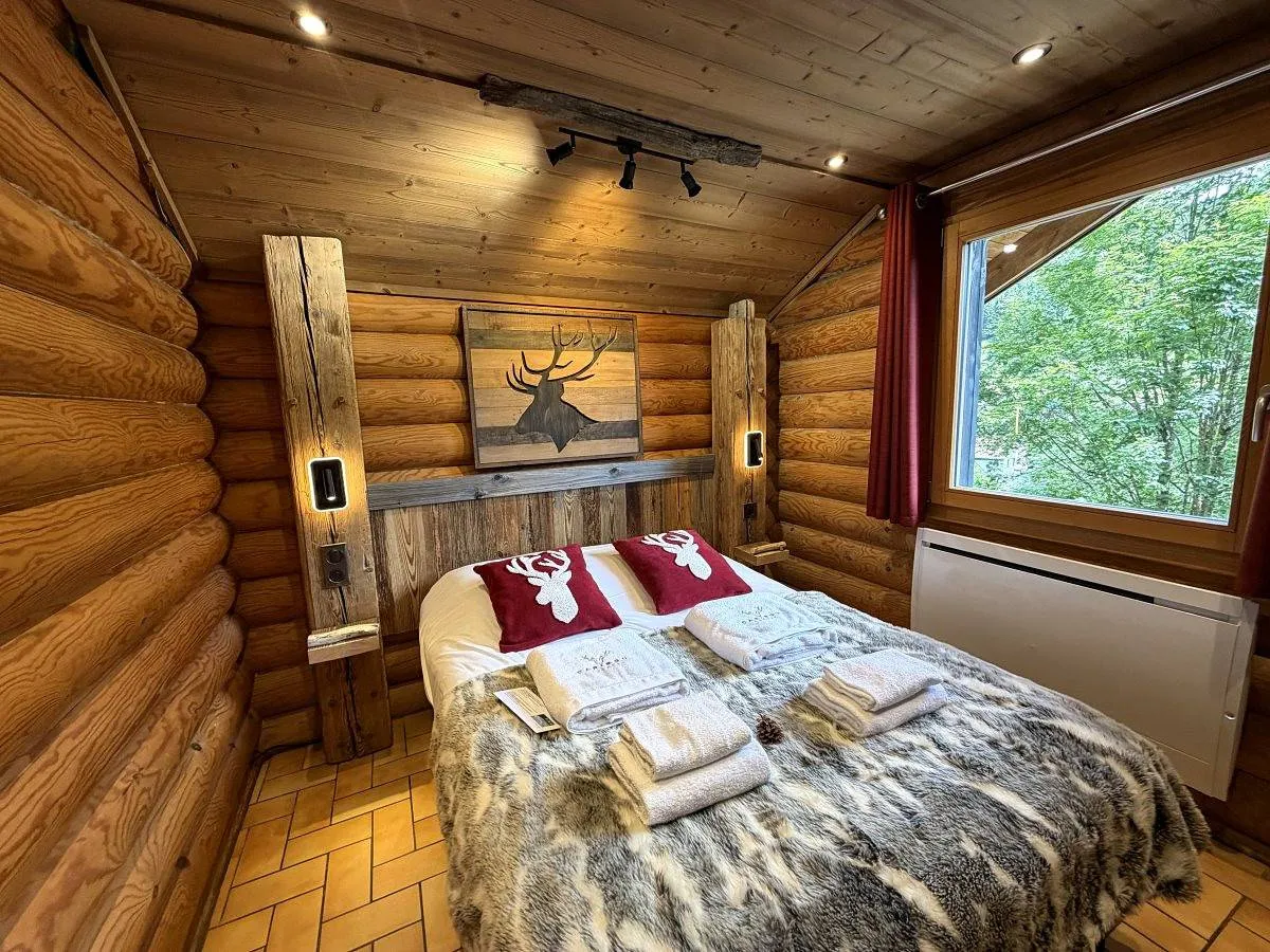 Chalet Le Grand Cerf, gîte avec spa à La Bresse - photo 2 sur 12