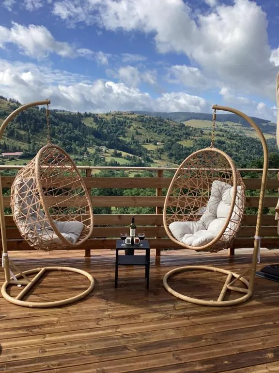 Chalets Bambi - Baignoire spa privative et vue sur la montagne (La Bresse, Vosges)