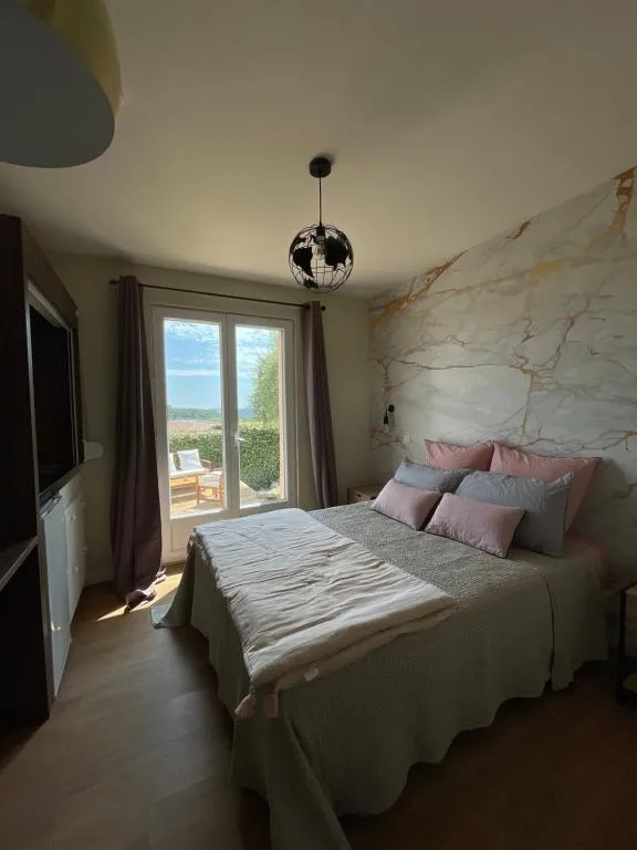 Chambre jacuzzi du Ventoux, gîte avec spa à Bédoin - photo 2 sur 12