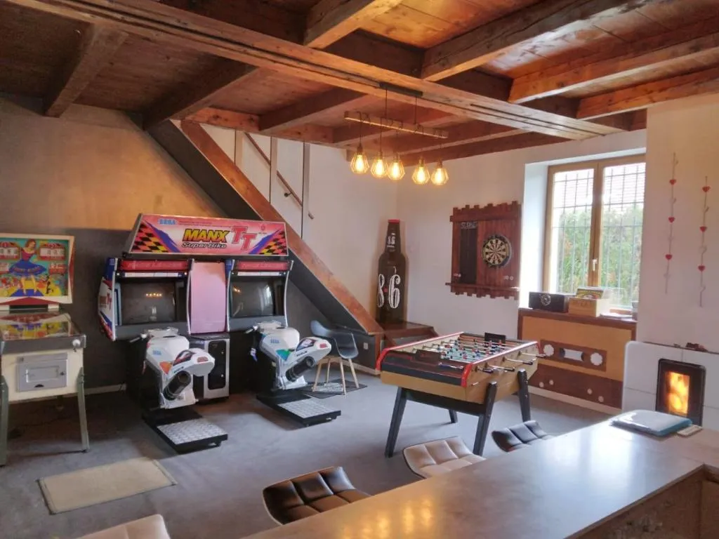 Chambre jacuzzi et arcade, gîte avec spa à Soulosse-sous-Saint-Élophe - photo 2 sur 12