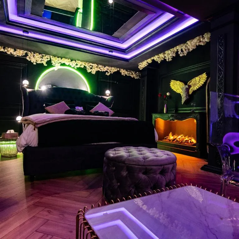 Chambre Spa d'Albi - bain à remous privatif, sauna et hammam (Albi, Tarn)
