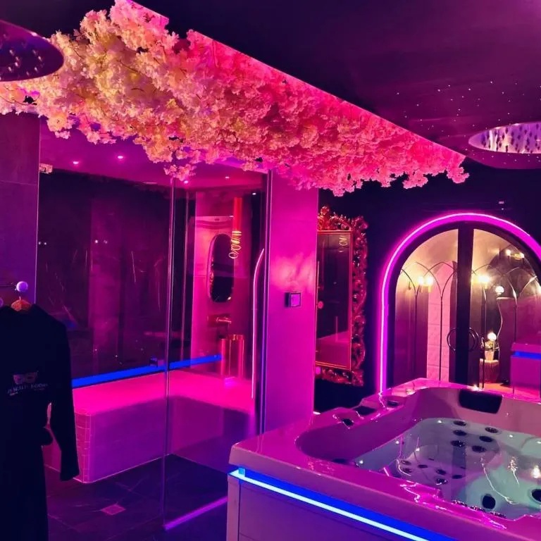 Chambre Spa d'Albi, gîte avec spa à Albi - photo 3 sur 11