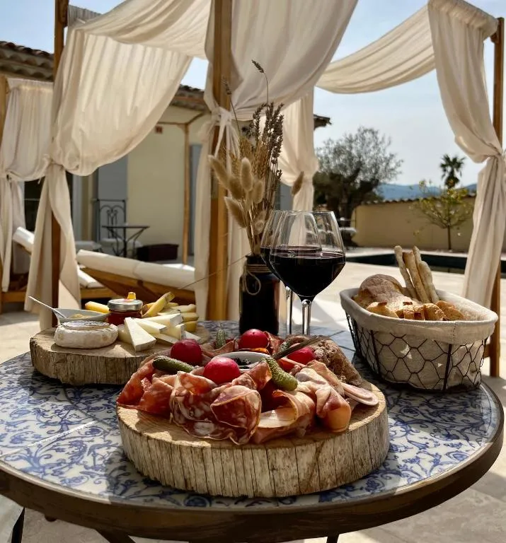 La Bastide du Rocher, gîte avec spa à Roquebrune-sur-Argens - photo 3 sur 12